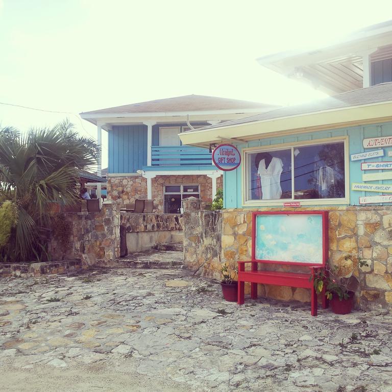 Two Turtles Resort Bahamas George Town Exterior foto